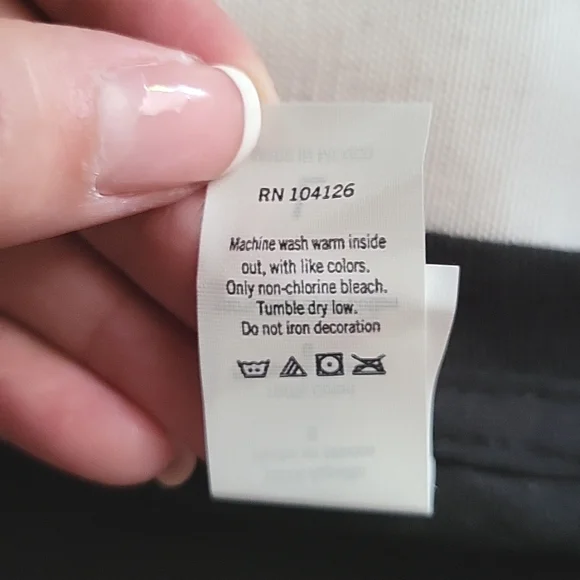 Wednesday Nevermore Academy T-Shirt - Picture 4 of 6